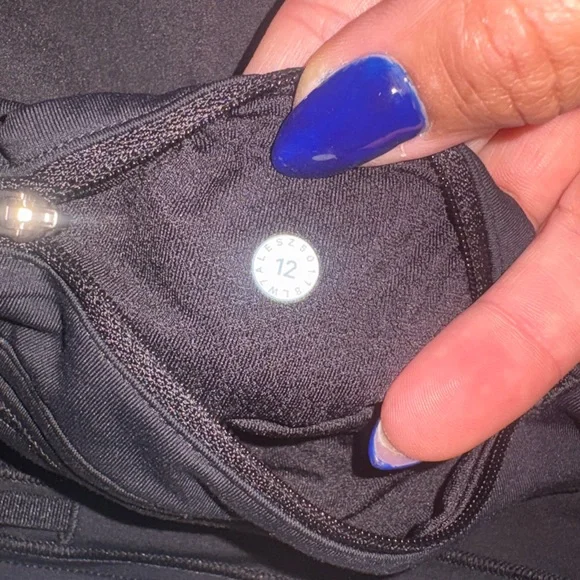 Lululemon Women's Black Athletic size 12 Shorts - Picture 7 of 9